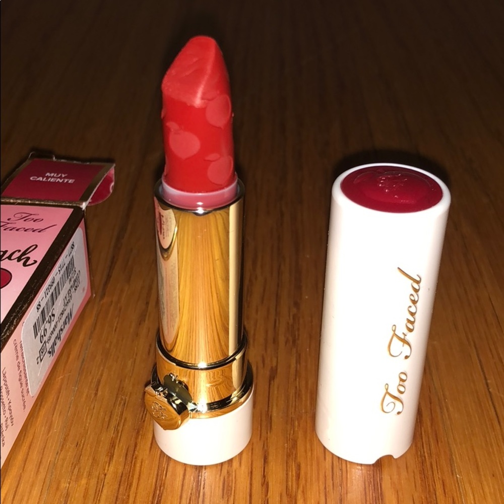 TOO FACED peach moisture matte lipstick - Picture 4 of 5